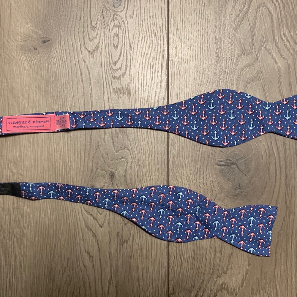 Vineyard Vines Bow Tie